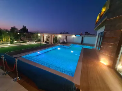ویلا عمارت آتلانتیس مشهد