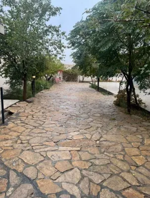 پارکینگ ویلا جهان مشهد
