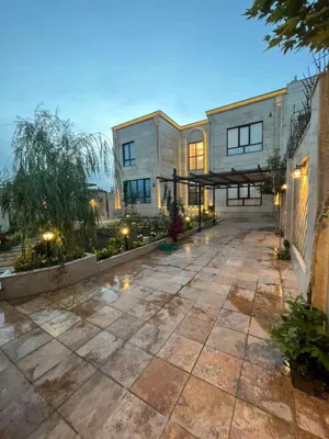 پارکینگ ویلا عمارت گلایل مشهد