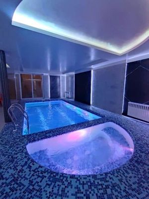 ویلا اهورا مشهد