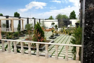 تراس ویلا عمارت آرشام مشهد