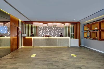 پذیرش هتل هوارد جانسون پلازا بای ویندهام دبی