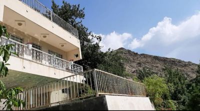 نمای ساختمان ویلا باغ گیلاس مشهد