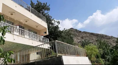 نمای ساختمان ویلا باغ گیلاس مشهد