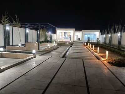 نمای ساختمان ویلا سفید مشهد