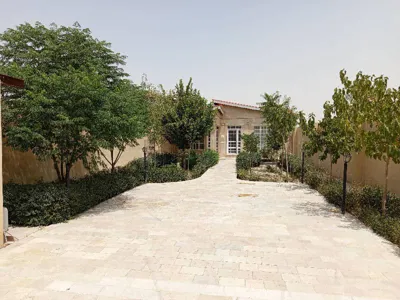 محوطه ویلا نفیس 5 مشهد