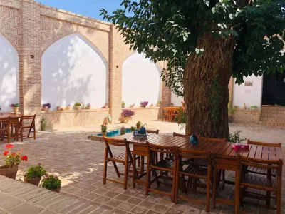 اقامتگاه سنتی عمارت اجلال تفرش