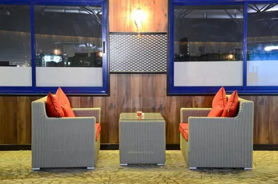 کافی شاپ هتل سان اند سندز دبی