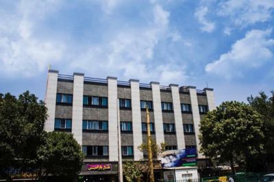 نمای ساختمان هتل پارامیس تهران