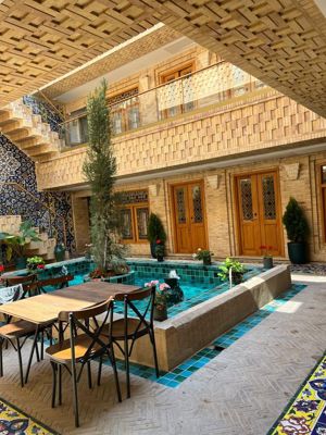 اقامتگاه سنتی ماه گیسو شیراز