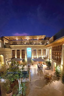 اقامتگاه سنتی عمارت جهانشاهی شیراز
