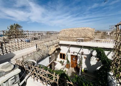 رستوران خاله اعظم