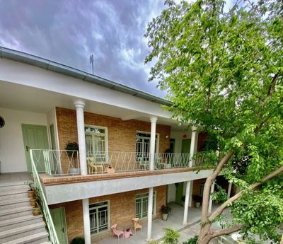 اقامتگاه سنتی پاسیو شیراز