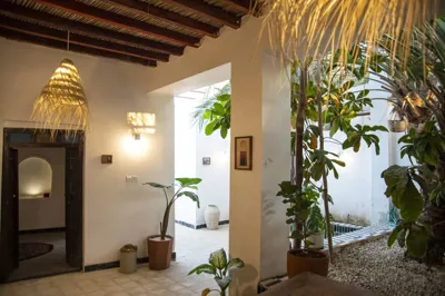 اقامتگاه بوم گردی لافت تلا قشم