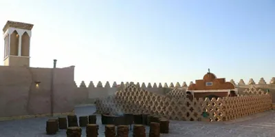 اقامتگاه بوم گردی نگارین خور و بیابانک