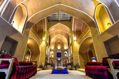 هتل سنتی خالومیرزا عقدا اردکان