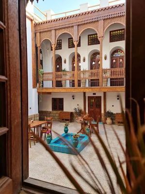 هتل سنتی حاج رئیس بوشهر