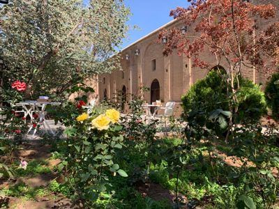 نمای ساختمان هتل بوتیک قهرمانی قزوین