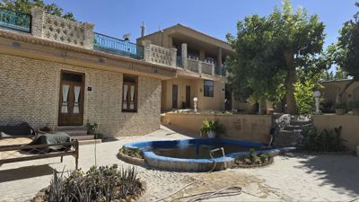 اقامتگاه بوم گردی عمارت پریزاد شهرکرد