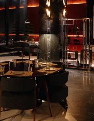 رستوران هتل آراز نوشهر