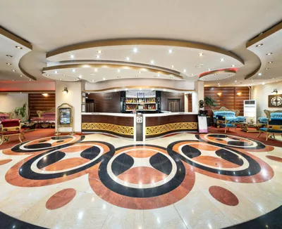 لابی هتل پارسیا قم