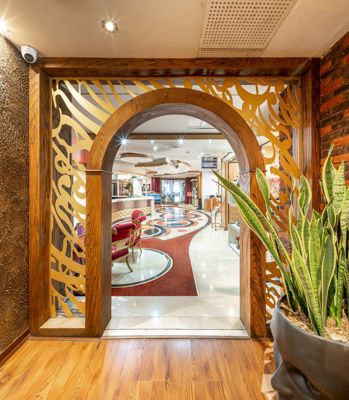 لابی هتل پارسیا قم