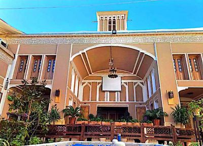 اقامتگاه سنتی حاجی بابایی زارچ یزد