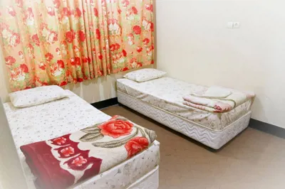 اتاق هتل آپارتمان یاس آبادان