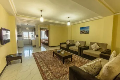 هتل آپارتمان آنا قشم