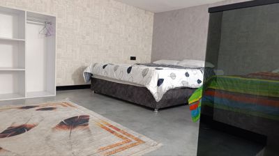 پذیرایی هتل آپارتمان امیران پلای بندر انزلی