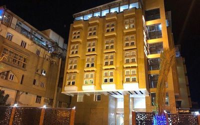 نما هتل المقام نجف 