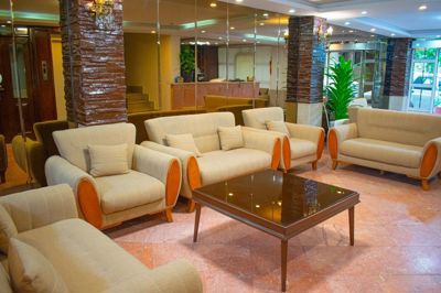 لابی هتل آپارتمان آجیلیان مشهد