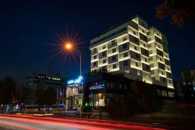 نما هتل فضیلت مشهد