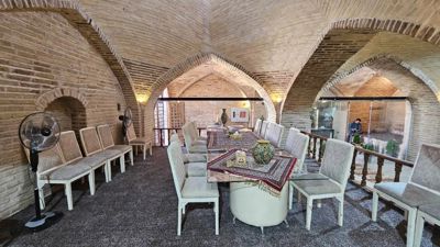 رستوران اقامتگاه سنتی صفویه اصفهان