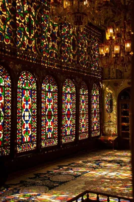 فضاهای اشتراکی اقامتگاه سنتی خانه معتمدی اصفهان