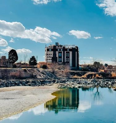 هتل ساحلی پردیس مبارکه اصفهان