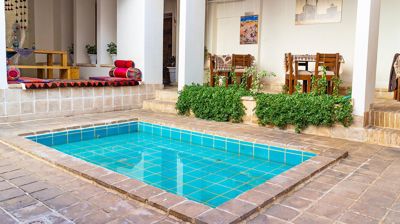 اقامتگاه سنتی قائلی اصفهان