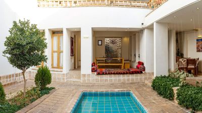 اقامتگاه سنتی قائلی اصفهان