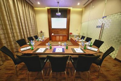 اتاق کنفرانس هتل لاوندر دوبی
