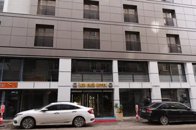 نمای هتل میر امیر وان