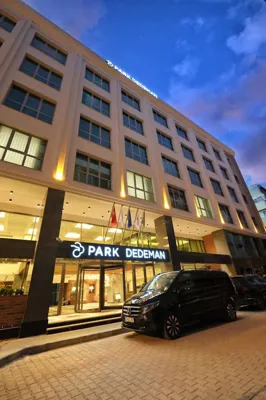 نما هتل پارک ددمان وان