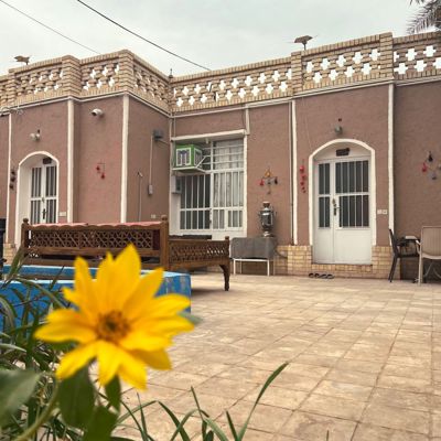 محوطه اقامتگاه بوم گردی هوربانو شهداد