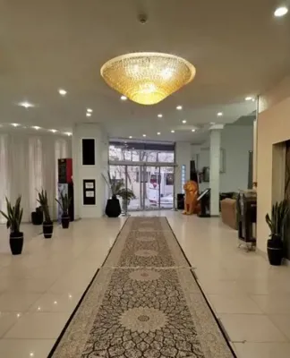 لابی هتل آلما مشهد