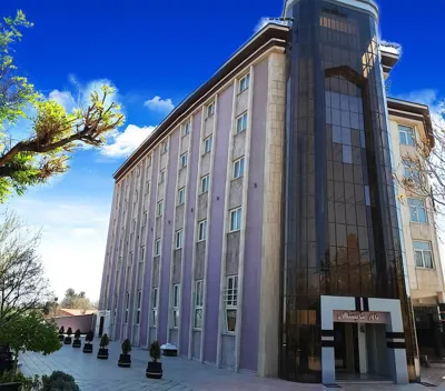 نمای مجتمع اقامتی شایستگان مشهد