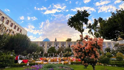 نمای هتل عباسی اصفهان