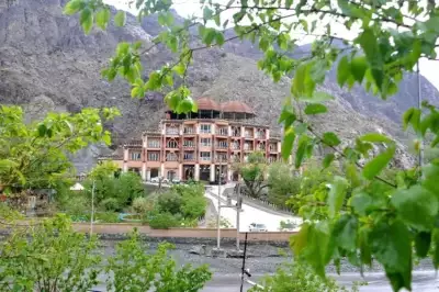 عکس هتل کوهستان بیرجند