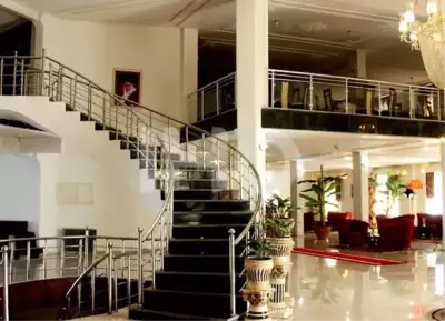 لابی هتل گواشیر کرمان