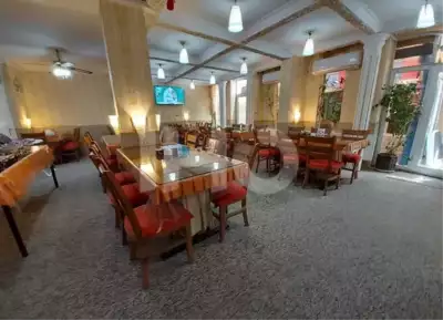 عکس رستوران هتل هخامنشین پارتاک