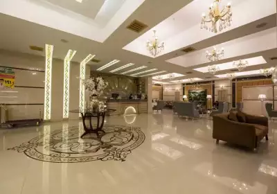 تصویر لابی هتل حلما مشهد