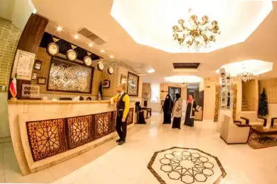 هتل سنتی وکیل شیراز